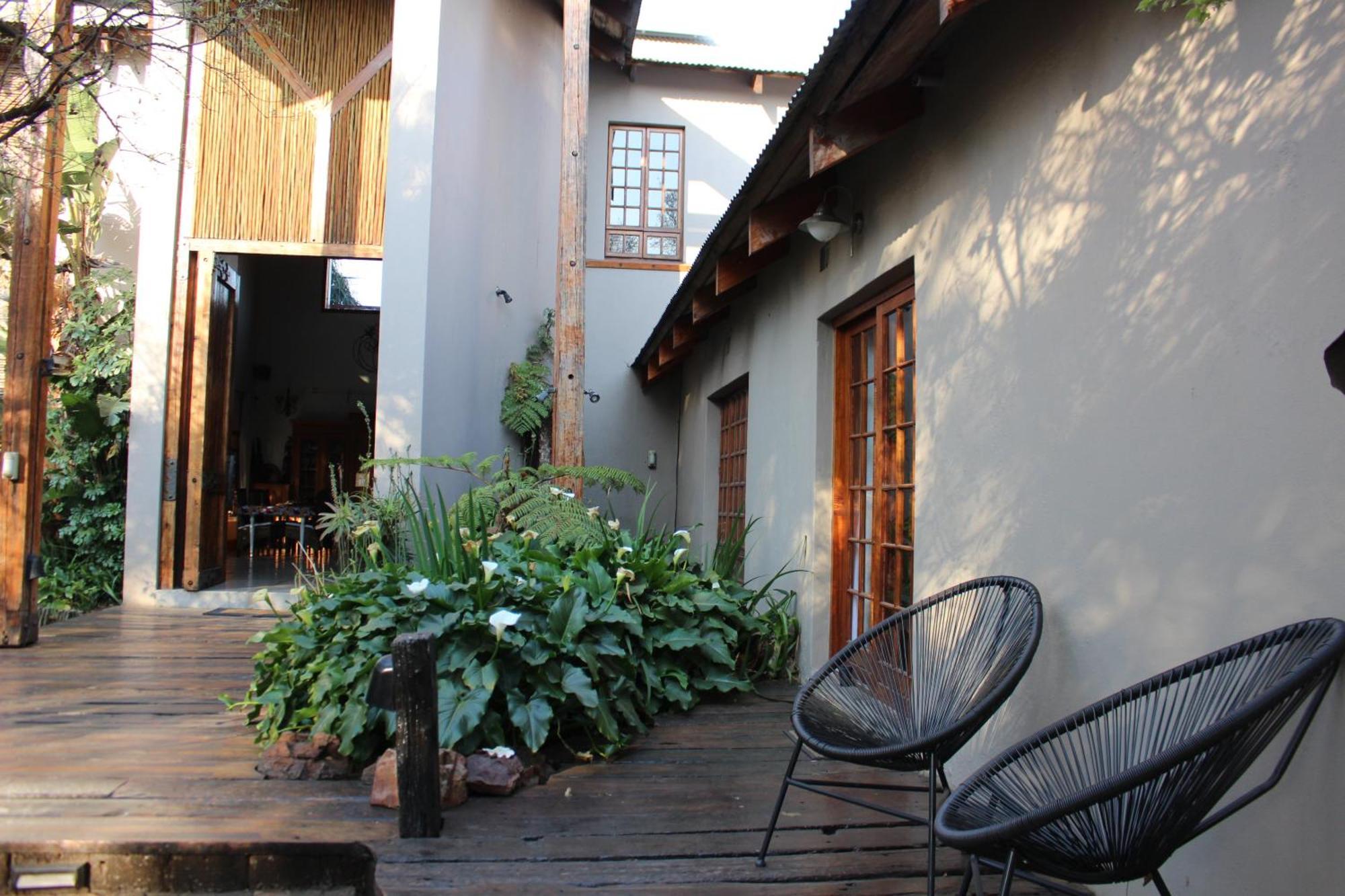 Ikamu'S Lodge Germiston Exterior foto